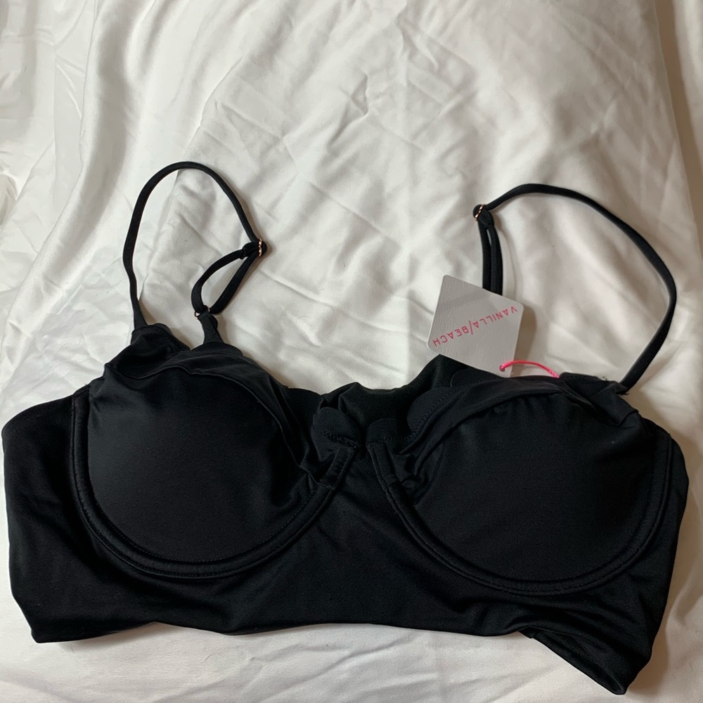 Jrs XL Vanilla Beach NWT halter bikini top - Picture 2 of 9